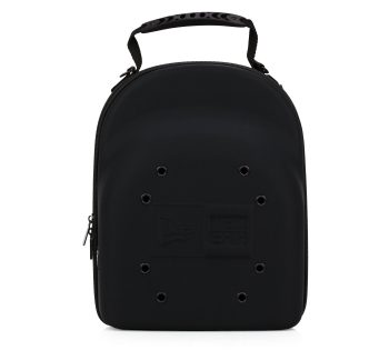 NEW ERA OFFICIAL 6 CAP CARRIER JET BLACK NEOPRENE WITH SHOULDER STRAP